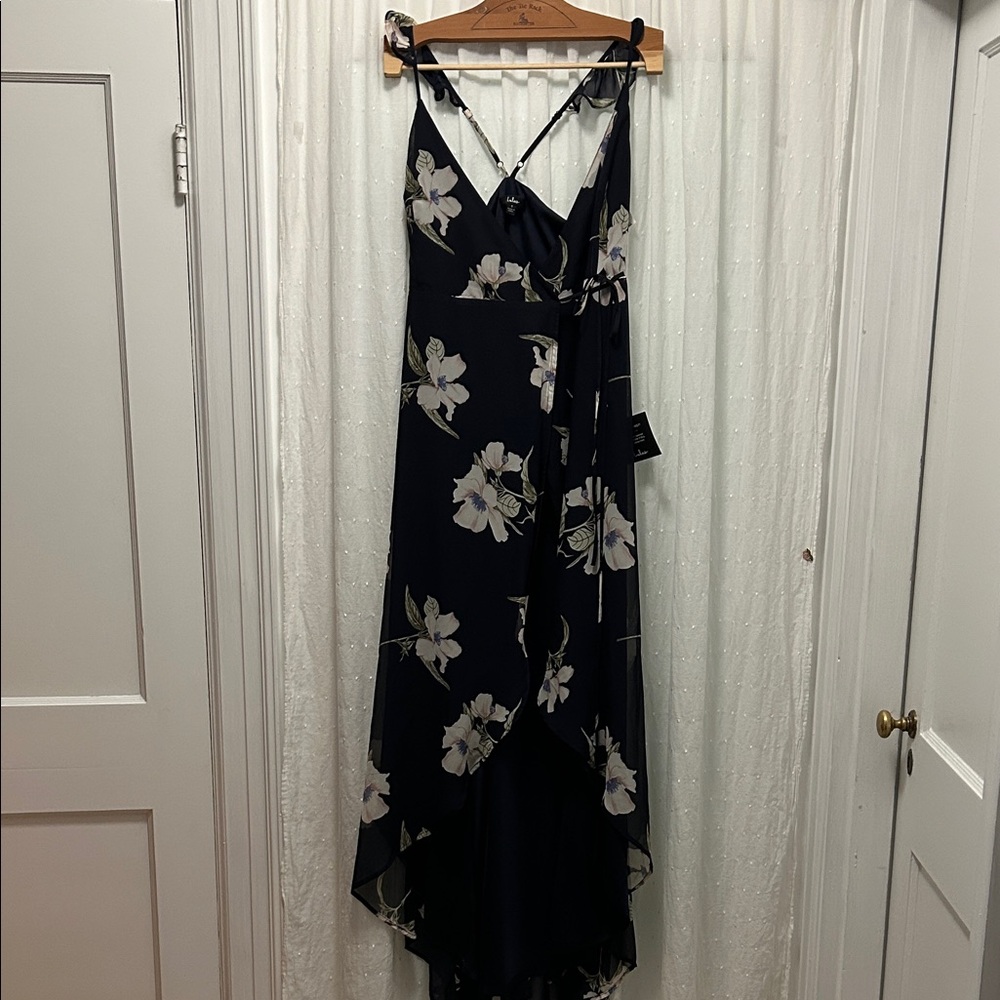 Lulus Dress Small Navy Floral Wrap Bridesmaid Feminine Flirty Romantic Wedding - Picture 2 of 16